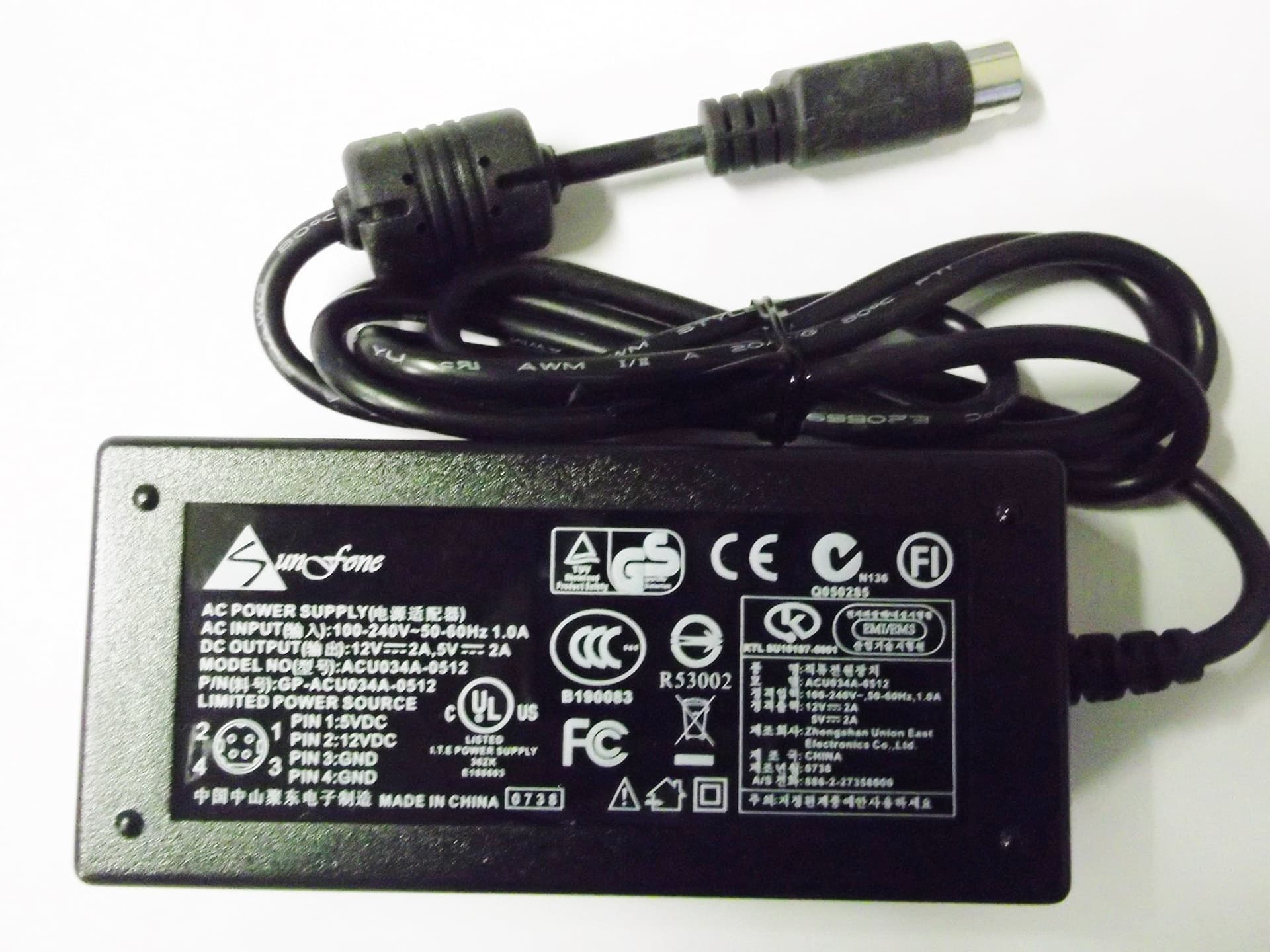 SUNFONE ADAPTADOR ACU034A-0512 SEMI NUEVO