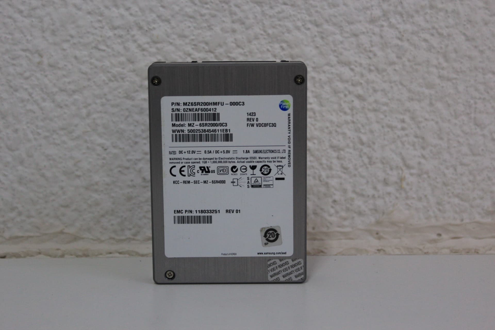 Disco Duro Samsung Sas Ssd 200gb 2.5 Mz-6sr2000/0c3
