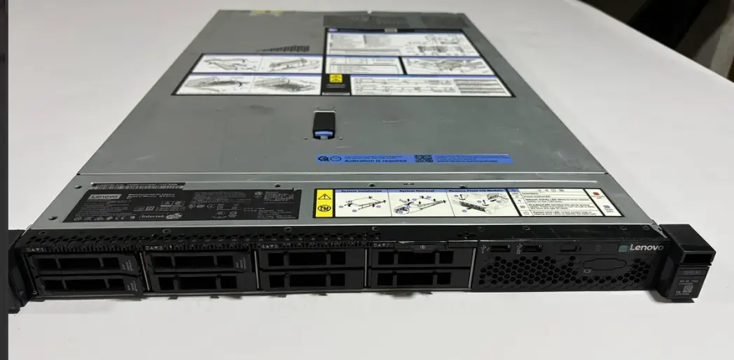 Servidor Lenovo Sr530 Xeon Silver 4110 32gb Ram 900gb Sas 300 Gb 16 Gb Na (Usado)
