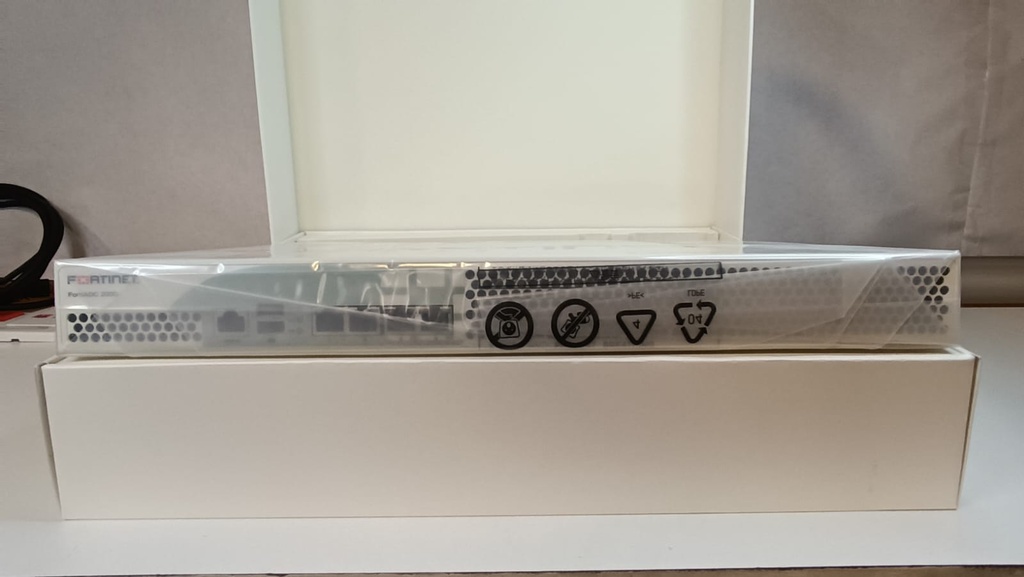 FORTINET FORTIADC FAD-200D NUEVO EN CAJA