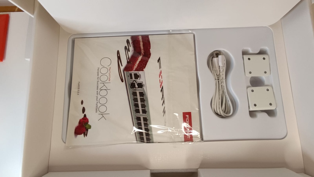 FORTINET SWITCH FORTIGATE FG-240D NUEVO EN CAJA