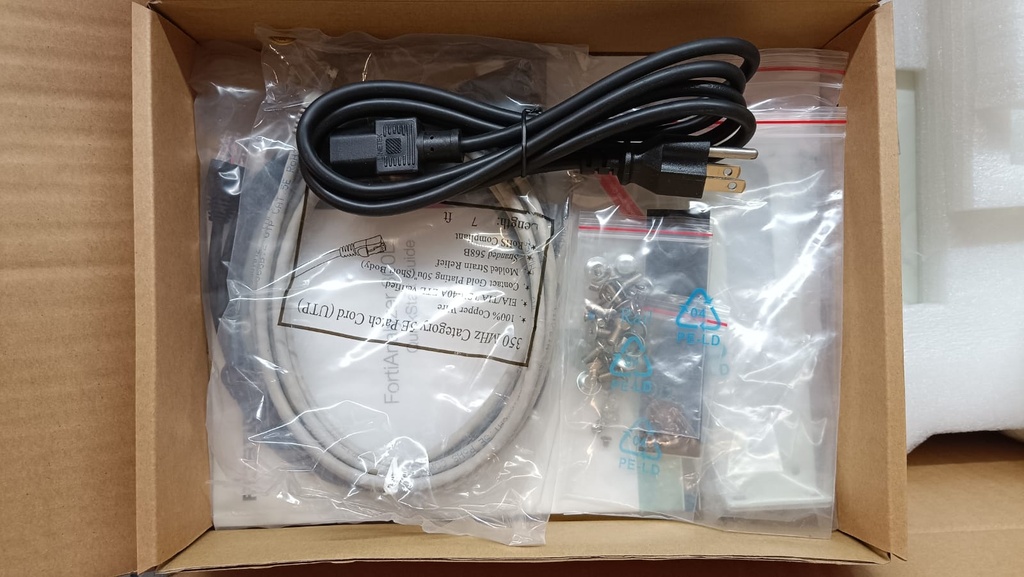 FORTINET ROUTER FIREWALL FORTIANALYZER FAZ-300D NUEVO EN CAJA