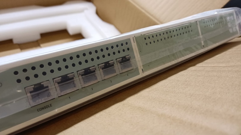 FORTINET ROUTER FIREWALL FORTIANALYZER FAZ-300D NUEVO EN CAJA