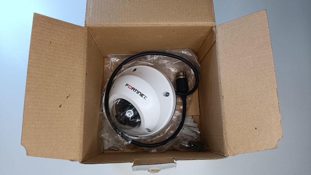 FORTINET CAMARA DE VIGILANCIA FORTICAM FCM-20A NUEVO EN CAJA
