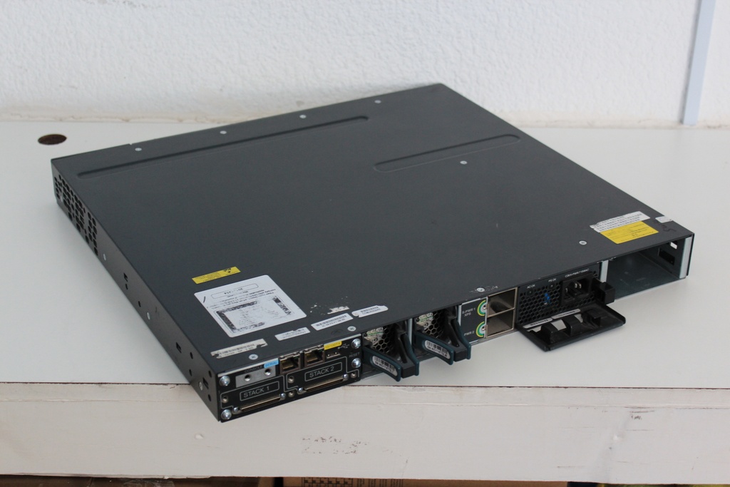 CISCO SWITCH WS-C3750X-24P-S SEMI NUEVO