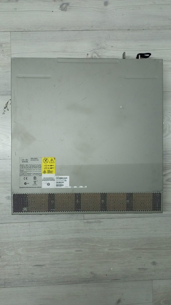 CISCO N2K-C2232PP-10GE C/ 1 FUENTE DE ALIMENTACIÓN 400W SWITCH SEMI NUEVO