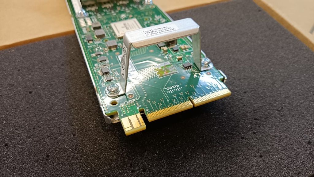 CISCO MODULO PARA SWITCH C9300 MODELO C9300-NM-8X NUEVO