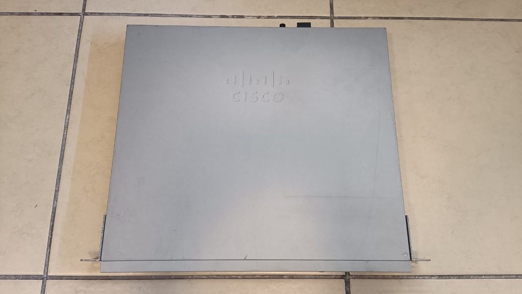 CISCO ROUTER ASA 5512-X SEMI NUEVO