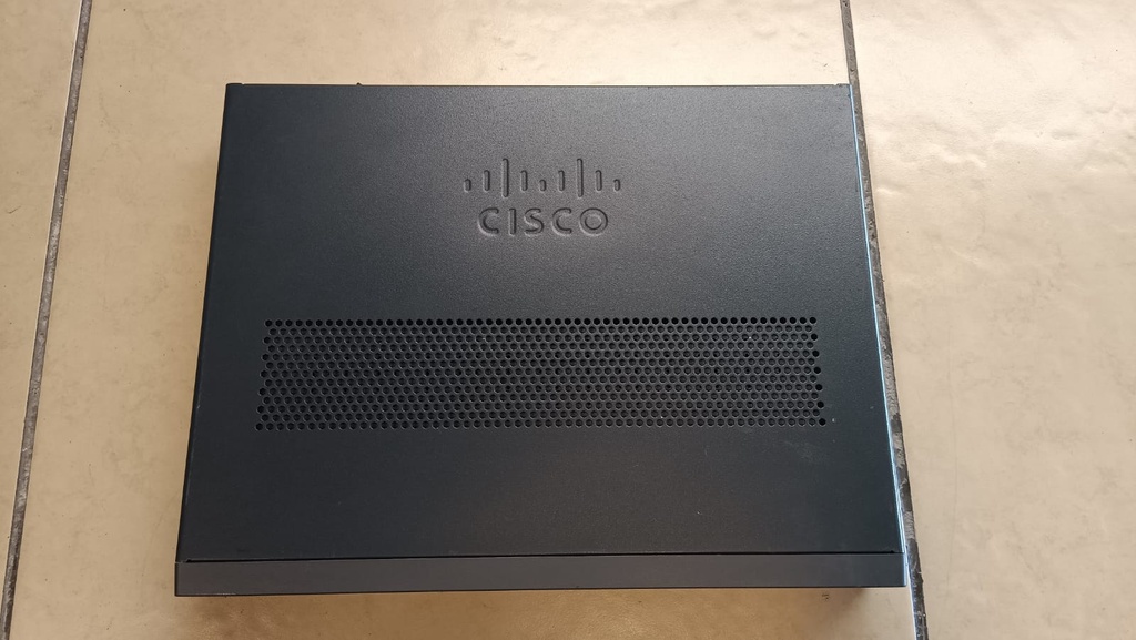 CISCO 800 SERIES 881 ROUTER SEMI NUEVO