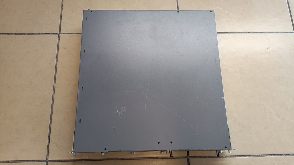 JUNIPER SWITCH SRX550 SEMI NUEVO