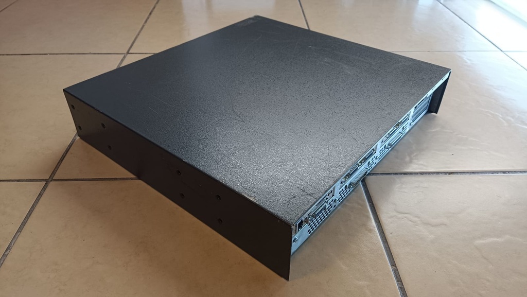 CISCO ROUTER SERIE 4700 MODELO C4700 SEMI NUEVO