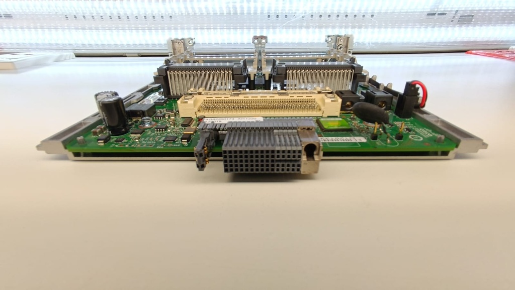 CISCO TARJETA NM-HD-2VE + SM-NM-ADPTR