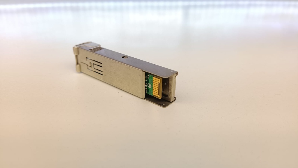 ERICSSON MODULO RDH 102 47/2 SEMI NUEVO